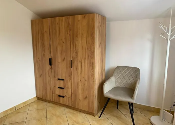 아파트 Orangina 메덜린